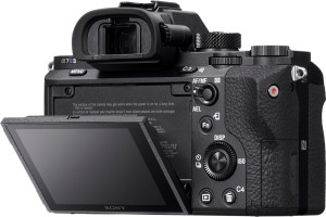 Sony Alpha a7S II  mirrorless camera-10